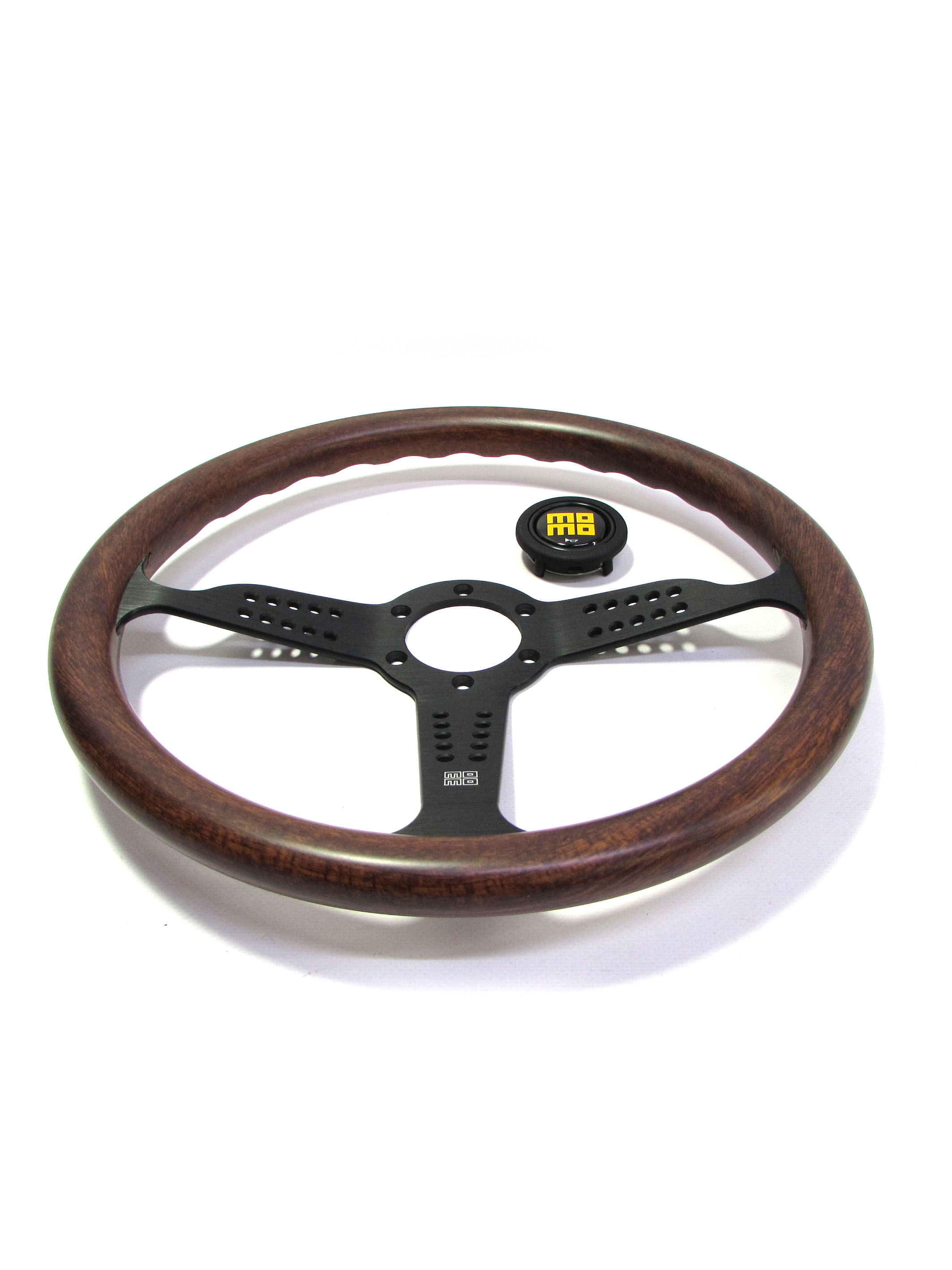 Руль MOMO Black Wood без вылета