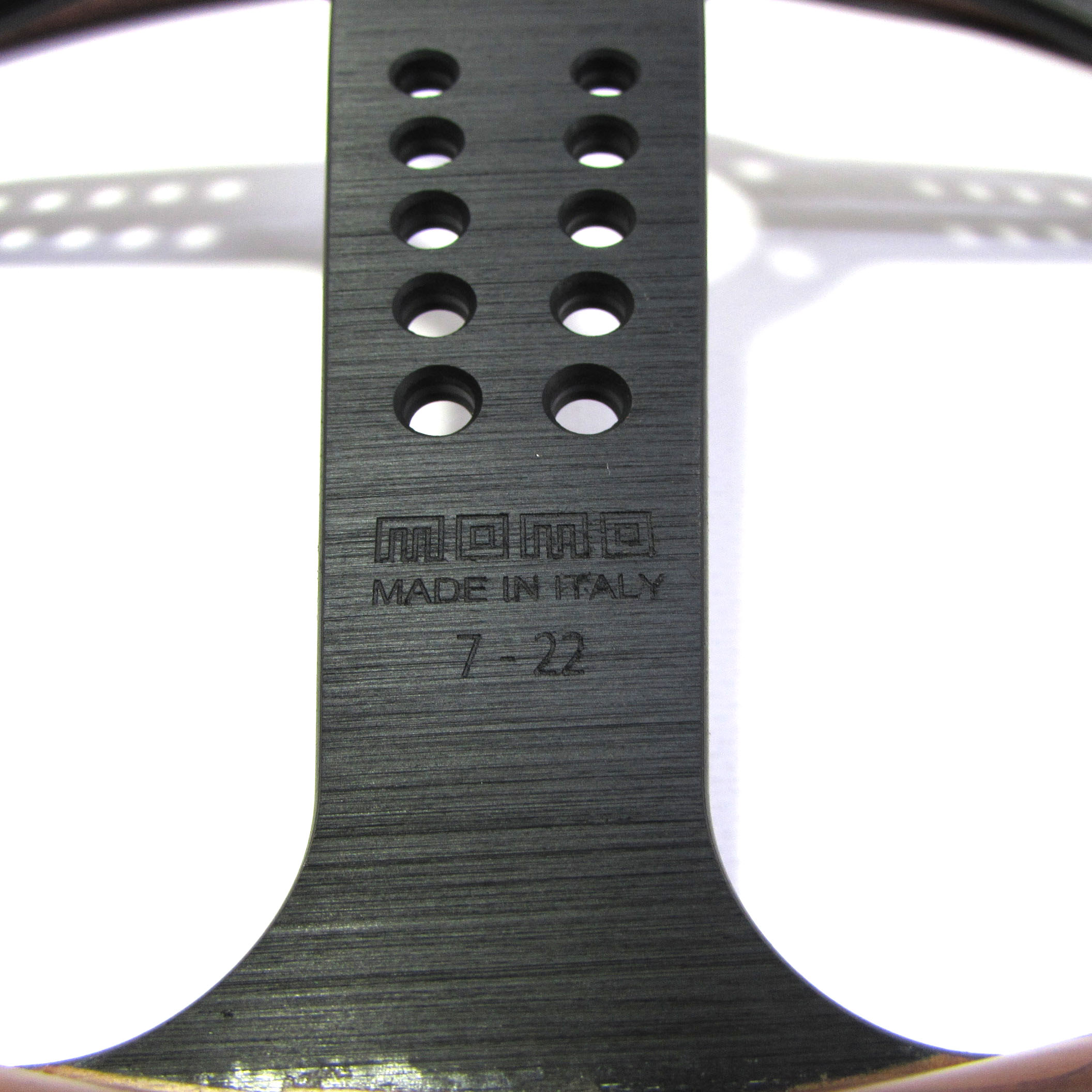 Руль MOMO Black Wood без вылета